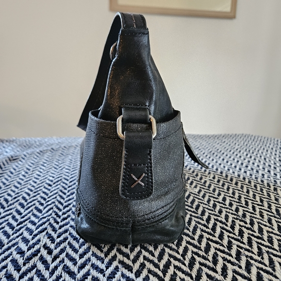 The Sak Black Smooth Leather & Metallic Threaded Shoulder Bag w/ Clean Interior - Picture 2 of 11